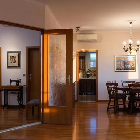 Apartman Falkoni